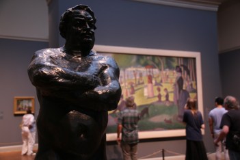 Strike a pose - a highlight of both the art institute in general and the Ferris Bueller tour.